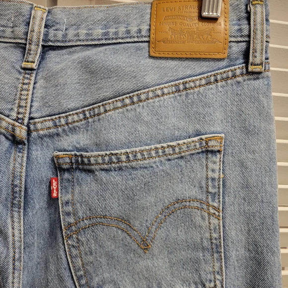 Levi's Ribcage Wide Leg Jeans - Picture 5 of 7